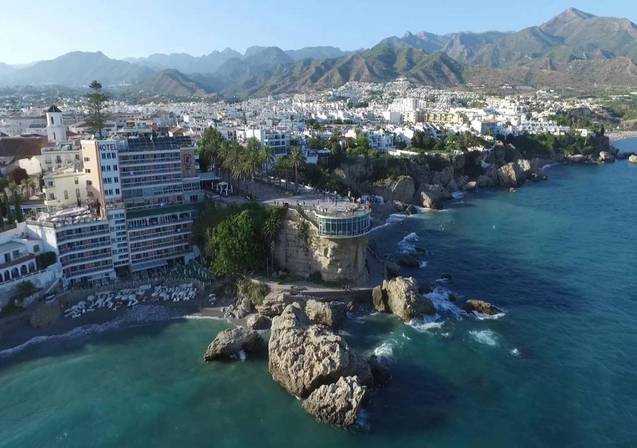 Apartamento Avenida 2 Nerja Ngoại thất bức ảnh